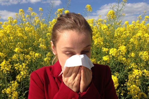 Η καθημερινότητά μας επηρεάζεται σε μεγάλο βαθμό από τις όχι και τόσο αθώες αλλεργίες